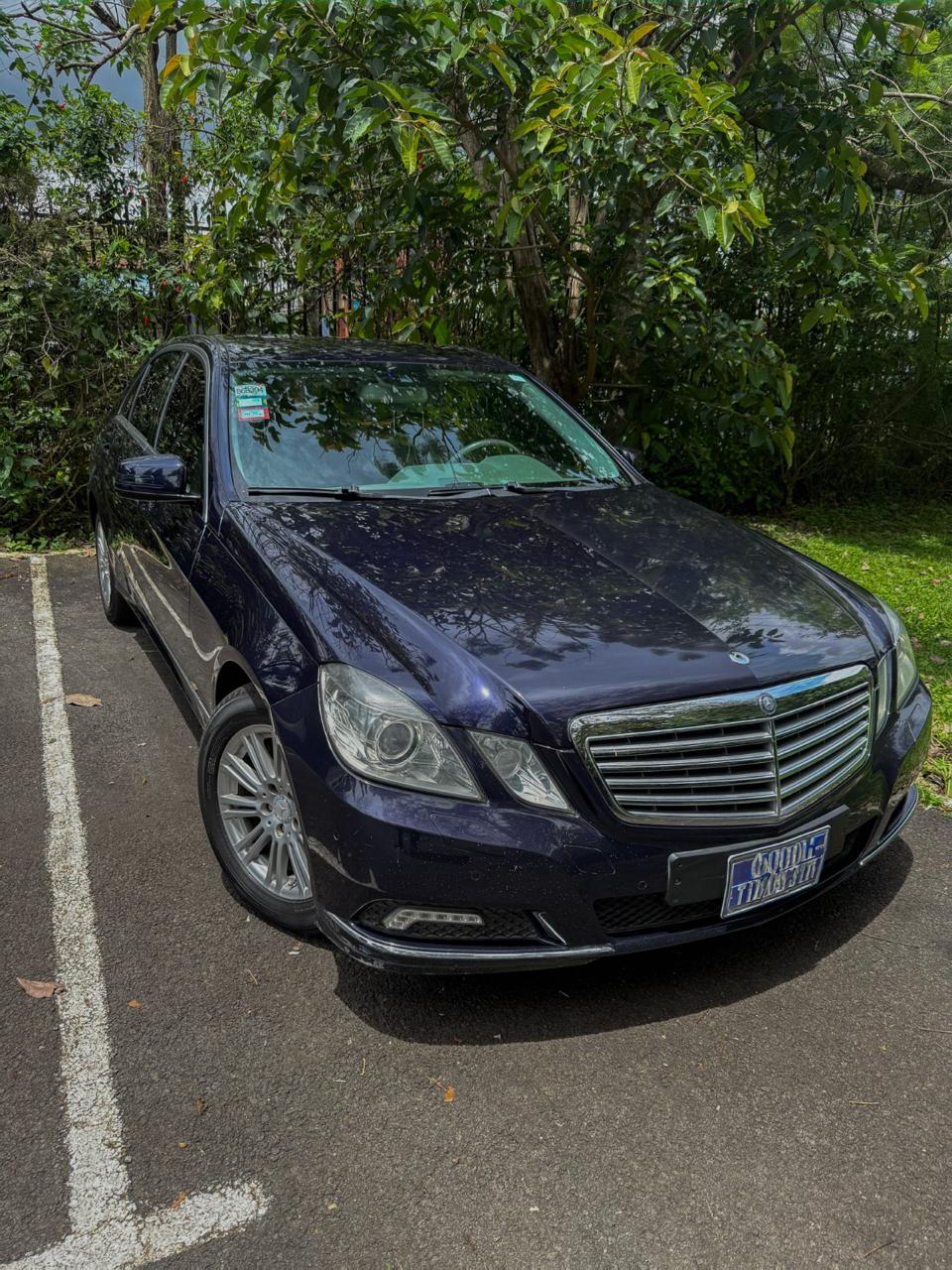 Mercedes Benz E300 2010